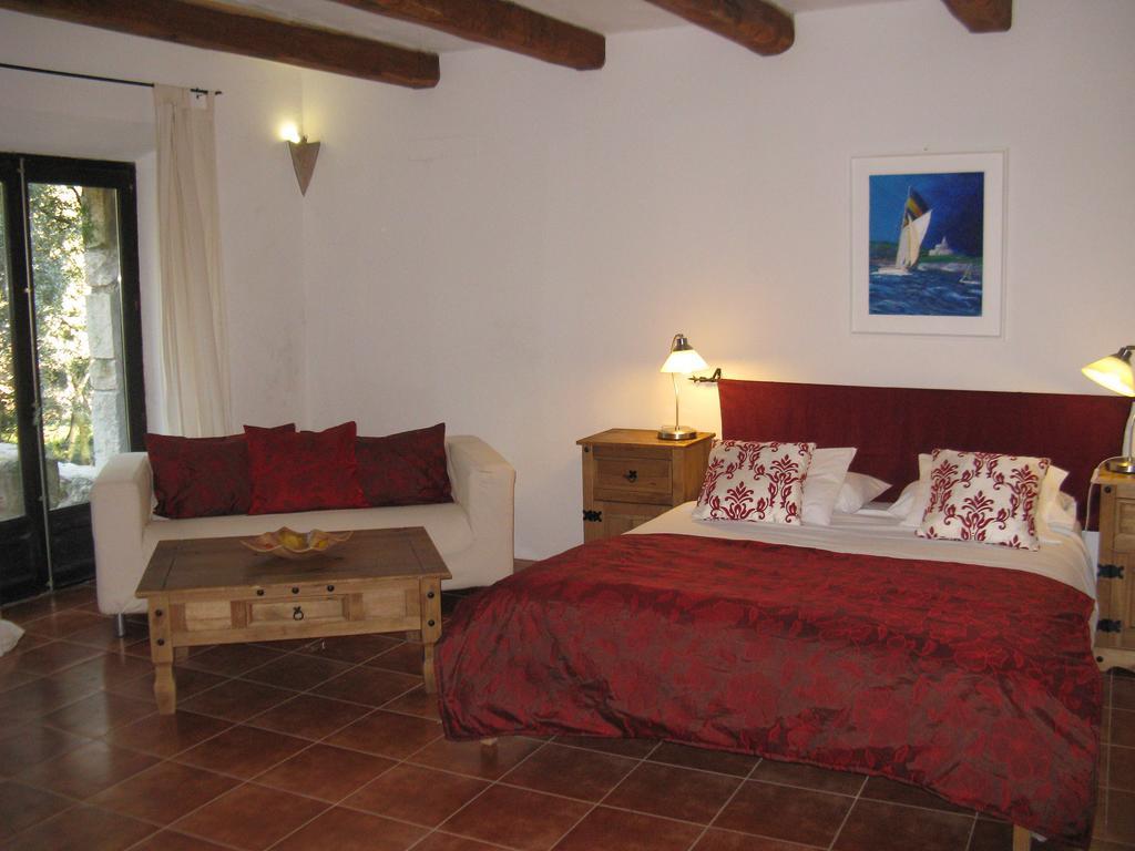 Hotel Mas Pelegri Serinya Quarto foto