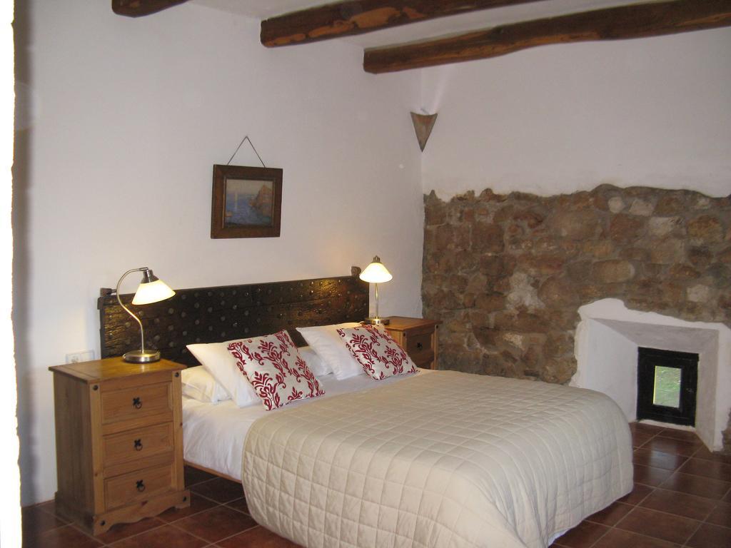 Hotel Mas Pelegri Serinya Quarto foto